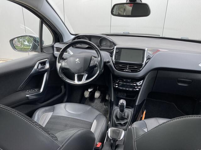 Peugeot 2008 1.2 Allure Panoramadak | Apple carplay | Trekhaak | Navi