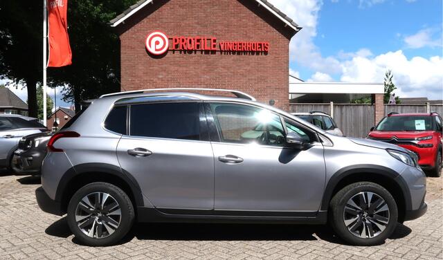 Peugeot 2008 1.2 Benzine * Hele Luxe Allure * Hoge Zit * Navigatie * Panoramadak * 1/2 Leder Interieur * Achteruitrij Camera * Climate & Cruise Control * Vingerhoets; Vierde Generatie Eersteklas Service !
