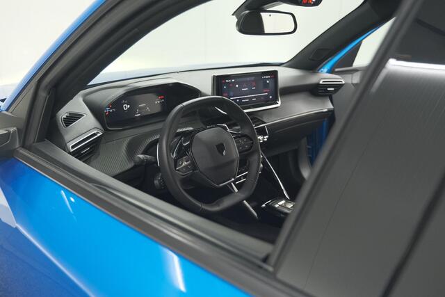 Peugeot 2008 PureTech 130 EAT8 Blue Lease Allure | Camera | Navigatie | Parkeersensoren | Apple Carplay