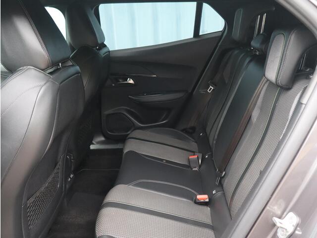 Peugeot 2008 1.2 T 130PK AUTOMAAT GT | NAVI | CLIMA | LED | 3D COCKPIT |