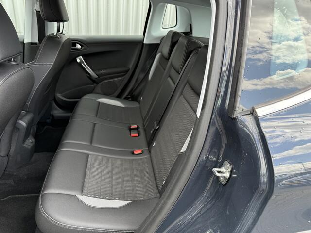 Peugeot 2008 1.2 PureTech Allure 77Dkm.NAP, Leer, Clima, Navi, CC, PDC, Carplay, LM, nw. APK - Inruil Mogelijk -