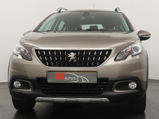 Peugeot 2008 1.2 PureTech Blue Lease Executive - Navigatie - Trekhaak - Climate Control