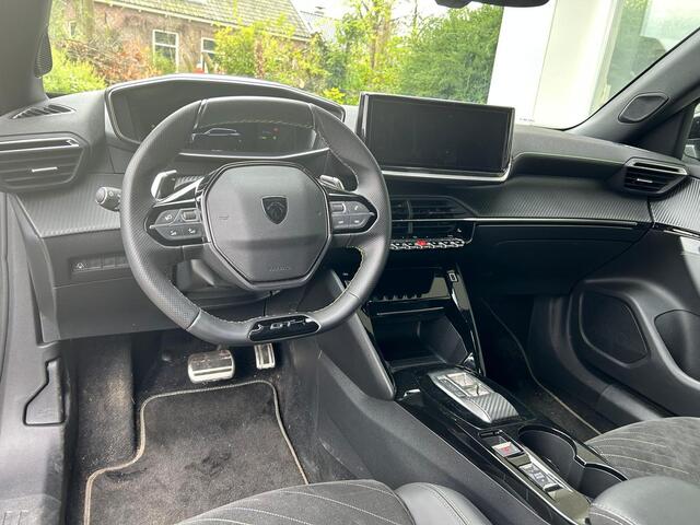 Peugeot 2008 1.2T 130pk Automaat GT | Adaptive Cruise Control | Alcantara bekleding | Full LED | 17'' LM Velgen | Stoelverwarming | Pack Drive Assist