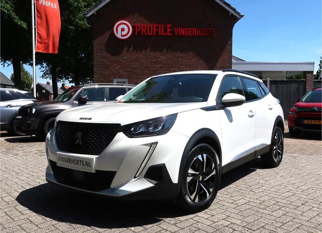 Peugeot 2008 100 Pk Benzine Mooie Luxe Uitvoering * Navigatie * Climate & Cruise Control * Keyless Start Button * Achteruitrij Camera * Vingerhoets; Vierde Generatie Eersteklas Service !