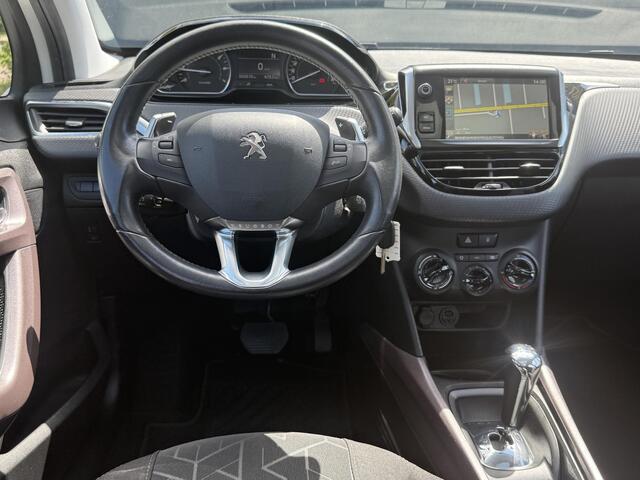 Peugeot 2008 1.2 PureTech Active Automaat,2e Eigenaar,Pano,Navi,Dealer Onderhouden,Airco,Cruise,Extra Set winter,Apk tot 06-2026