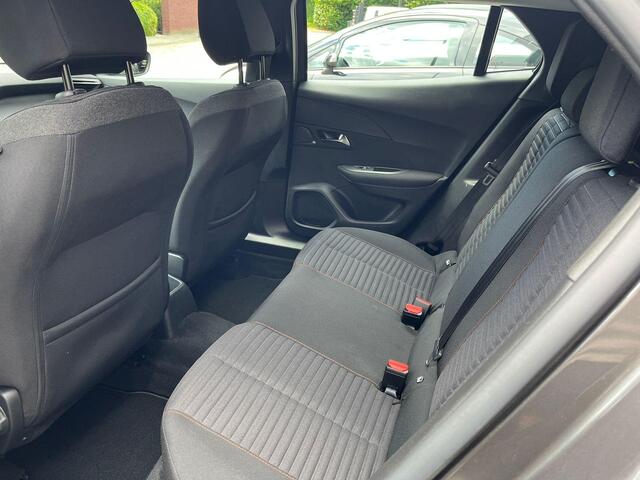 Peugeot 2008 1.2 PureTech Active Camera, Navigatie, Parkeersensoren, Cruise Control