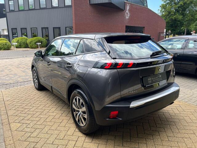 Peugeot 2008 1.2 PureTech Active Camera, Navigatie, Parkeersensoren, Cruise Control