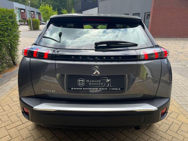 Peugeot 2008 1.2 PureTech Active Camera, Navigatie, Parkeersensoren, Cruise Control