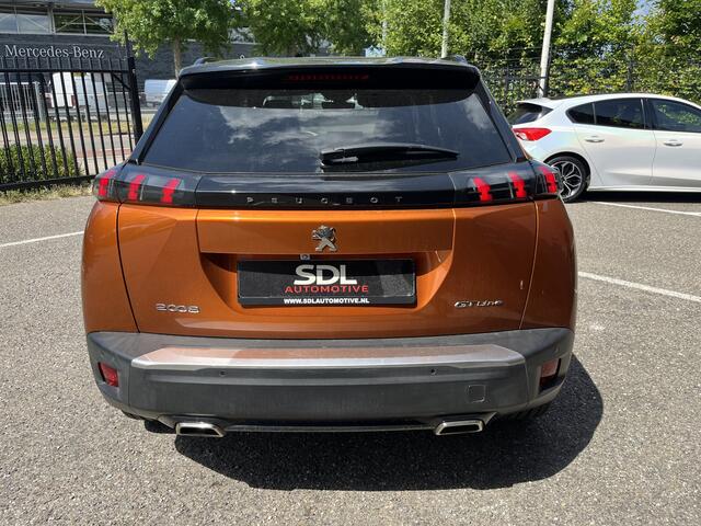 Peugeot 2008 1.2 PureTech GT-Line 131 PK! // LED // 3D COCKPIT // APPLE-ANDROID AUTO // CRUISE // STOELVERWARMING //
