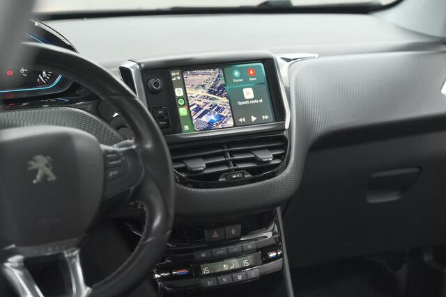 Peugeot 2008 PureTech 130 GT-line | Trekhaak | Camera | Apple Carplay | Parkeersensoren | Navigatie