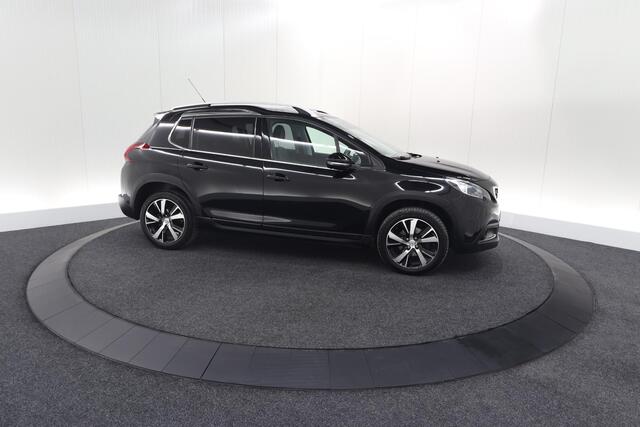 Peugeot 2008 PureTech 130 GT-line | Trekhaak | Camera | Apple Carplay | Parkeersensoren | Navigatie