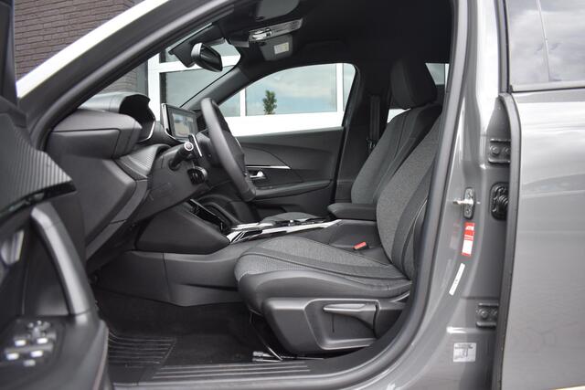 Peugeot 2008 1.2 PureTech 130PK Aut. Allure | Navi | Camera | LED | Incl. garantie