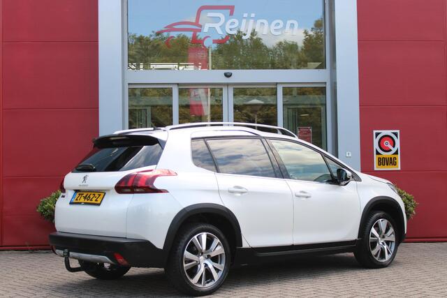 Peugeot 2008 1.2 130PK ALLURE | AFNEEMBARE TREKHAAK | APPLE CARPLAY/ANDROID AUTO | ALL SEASON BANDEN | GRIPP CONTROL | CRUISE CONTROL | CLIMATE CONTROL | LICHTMETALEN VELGEN |