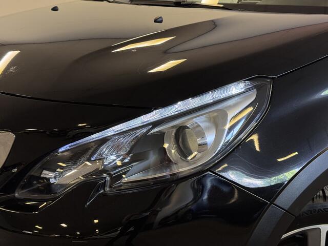 Peugeot 2008 1.2 PureTech Allure | Climate control | Cruise control | Panodak | Camera |