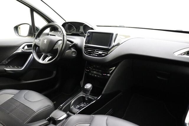 Peugeot 2008 1.2 PureTech Allure | AUTOMAAT | Climate Control | Stoelverwarming Voor | Navigatie | Airco | Cruise Control | Parkeersensoren Achter |