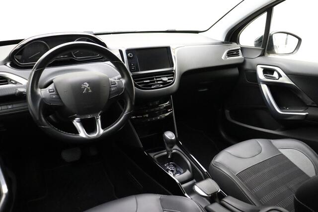 Peugeot 2008 1.2 PureTech Allure | AUTOMAAT | Climate Control | Stoelverwarming Voor | Navigatie | Airco | Cruise Control | Parkeersensoren Achter |