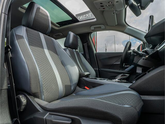 Peugeot 2008 1.2 PureTech Blue Lease Allure ORG NL PANO CAMERA 17 INCH APPLE CARPLAY DODEHOEKDETECTIE