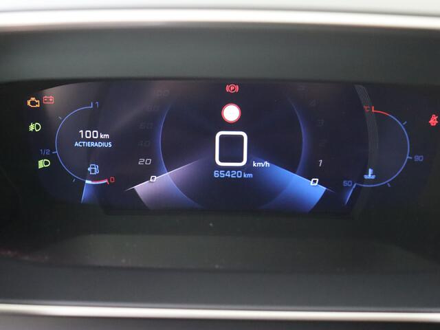 Peugeot 2008 1.2 PureTech Blue Lease Allure | Stoelverwarming | Keyless | 18 inch | Navigatie |