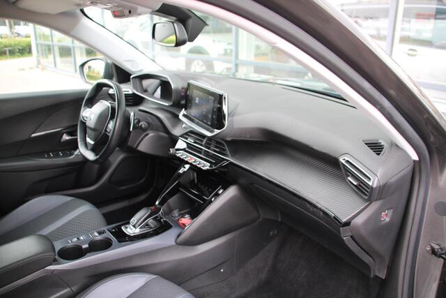 Peugeot 2008 1.2 PureTech 130pk Allure Automaat Airco Camera Carplay PDC V+A Zeer mooi