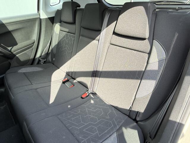 Peugeot 2008 BWJ 201 | 1.2PT 111PK Blue Lion | TREKHAAK | PANO DAK | AIRCO | NAVI | CRUISE | PDC |