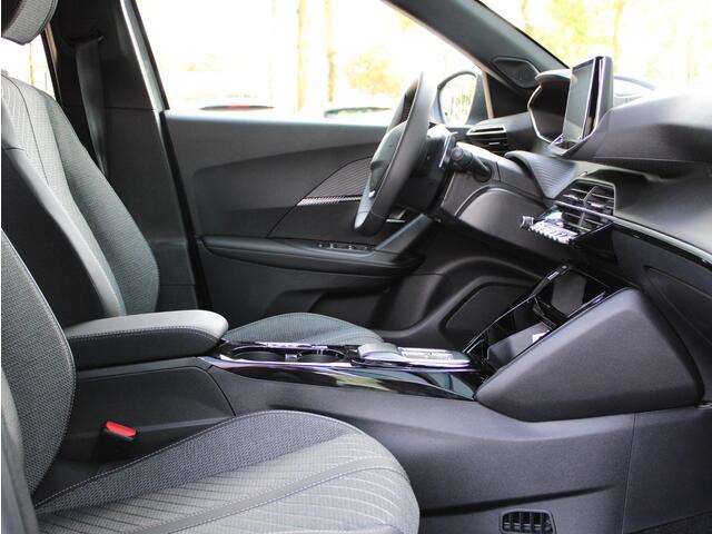 Peugeot 2008 1.2 Hybrid 145 Allure VOORRAAD KORTING