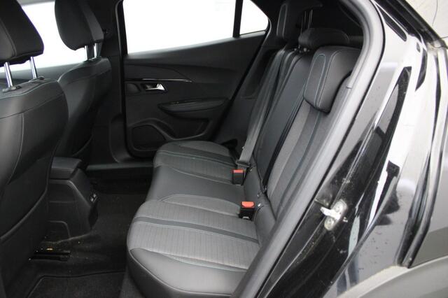 Peugeot 2008 e-2008 EV Allure 50 kWh - Digital Cockpit, Carplay, SOH 92%