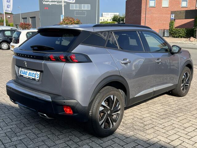 Peugeot 2008 1.2 130 pk Allure Automaat Navigatie* Carplay Camera Keyless 17 Inch Velgen Stoelverwarming Clima + Cruise Control 1e Eigenaar BTW
