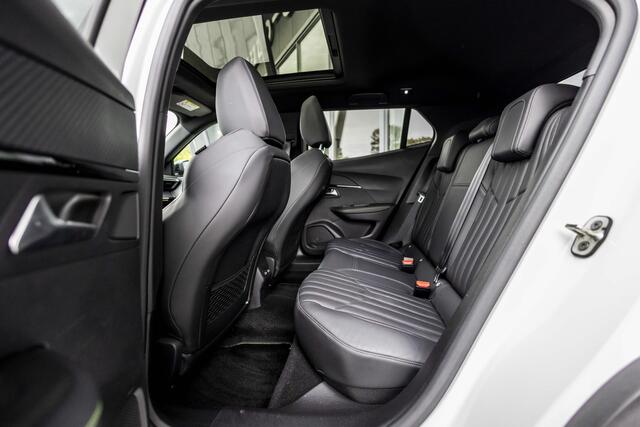 Peugeot 2008 1.2 PureTech GT Pack | Pano | Leder | ACC