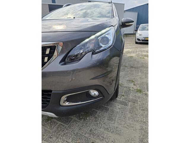 Peugeot 2008 1.2 PureTech Allure