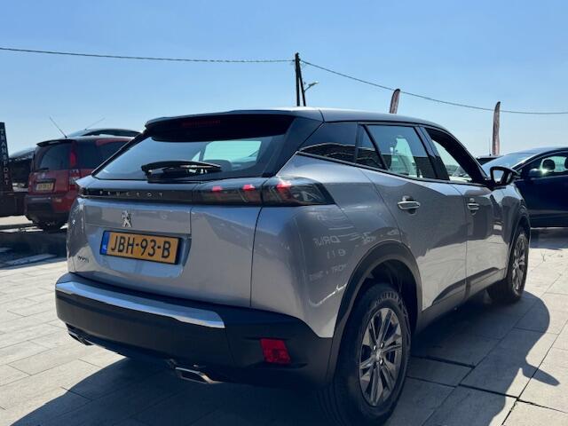 Peugeot 2008 1.2 PureTech Active Pack Carbon*PDC*Navi*Automaat*