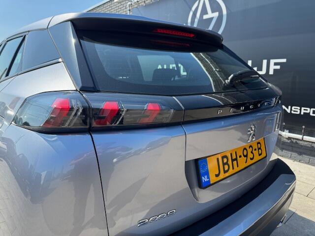 Peugeot 2008 1.2 PureTech Active Pack Carbon*PDC*Navi*Automaat*