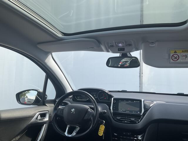 Peugeot 2008 1.2 PureTech Allure Trekhaak Pano Nav/Cam Cruise Voll.Onderhouden!