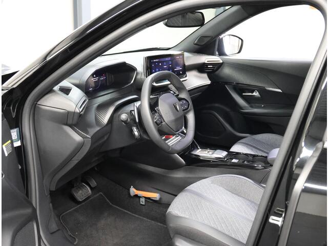 Peugeot 2008 1.2 130PK Allure | AUTOMAAT | AppleCarPlay/AndroidAuto | Climate Control | Cruise Control | Camera | FULL LED | Navigatie | LMV | Parkeersensoren | Privacy Glass | Isofix |