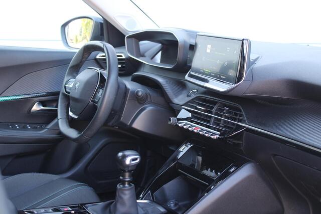 Peugeot 2008 1.2 PureTech Allure Pack NAVIGATIE