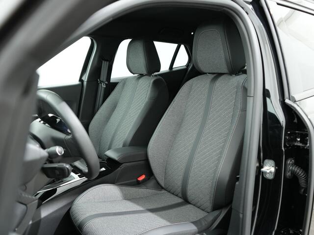 Peugeot 2008 1.2 PURETECH 130PK ALLURE | Carplay | Pack Drive Assist | PDC & Camera v/a