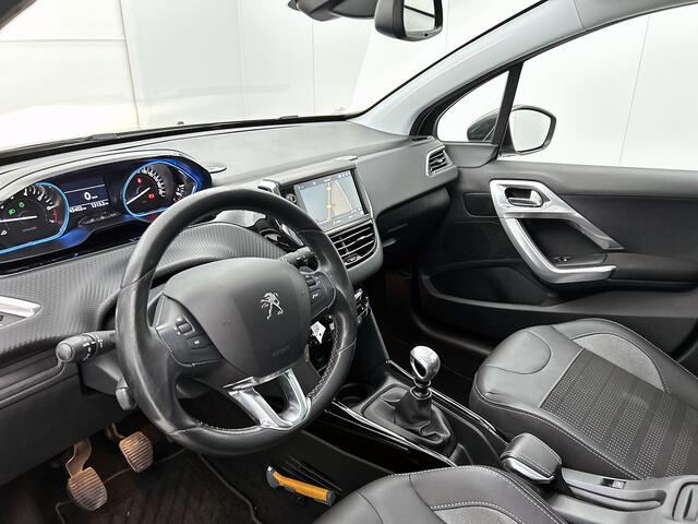 Peugeot 2008 110 PK Allure | Rijklaar | Achteruitrijcamera | Trekhaak | Panoramadak |