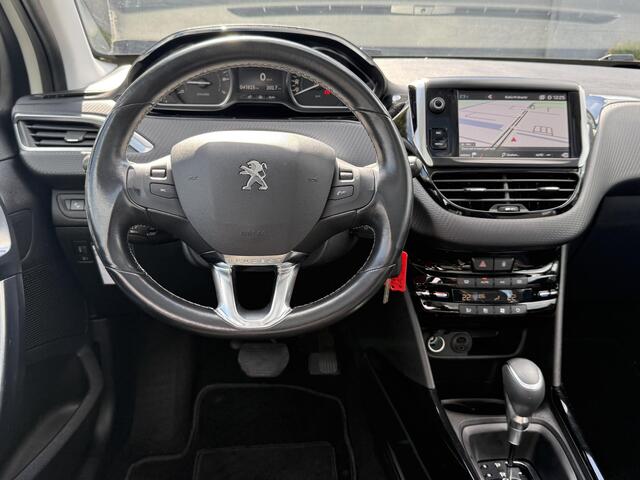 Peugeot 2008 1.2 PureTech Allure Navi,Clima,Cruise,Camera,Pano,Distributie riem v.v. bij 30.849,N.A.P,APK tot 09-2026