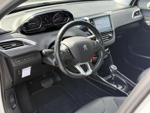 Peugeot 2008 1.2 PureTech Allure Navi,Clima,Cruise,Camera,Pano,Distributie riem v.v. bij 30.849,N.A.P,APK tot 09-2026