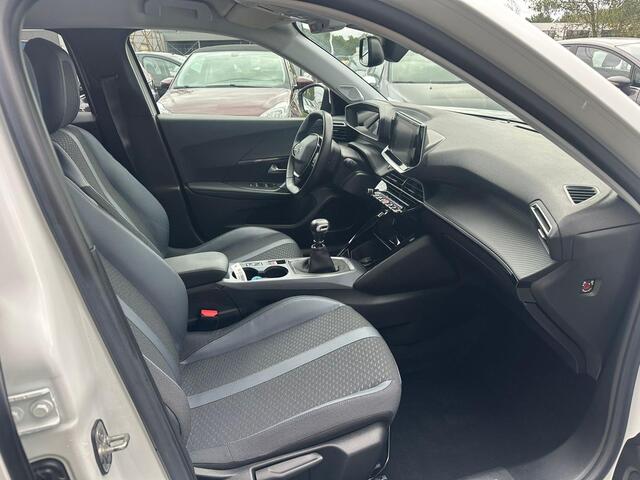 Peugeot 2008 1.2 PureTech Allure