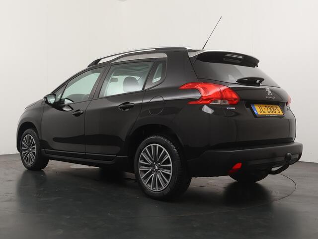 Peugeot 2008 1.2 PureTech Active Automaat - Navigatie - Trekhaak - Panoramadak