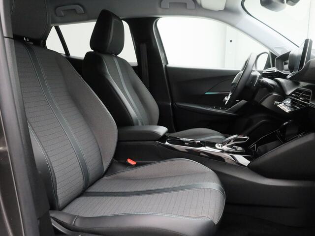Peugeot 2008 1.2 PureTech 130 PK Automaat Allure | CAMERA | ADAPTIVE | KEYLESS | STOELVERW.