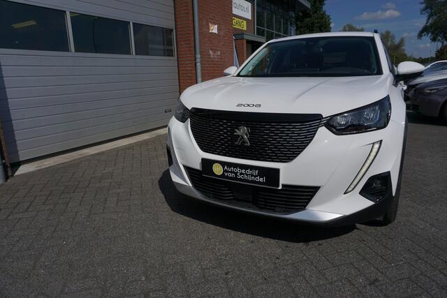 Peugeot 2008 1.2 PURETECH 131PK AUTOMAAT ALLURE CAMERA NAVI ANDROID-APPLECARPLAY CLIMA CRUISE BLUETOOTH PDC V+A LMV ENZ...