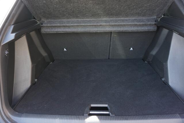 Peugeot 2008 1.2 PURETECH 131PK AUTOMAAT ALLURE CAMERA NAVI ANDROID-APPLECARPLAY CLIMA CRUISE BLUETOOTH PDC V+A LMV ENZ...