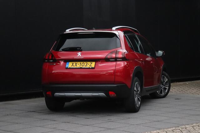 Peugeot 2008 1.2 PureTech Allure | PANODAK | TREKHAAK | CAMERA | NAVI | CRUISE |