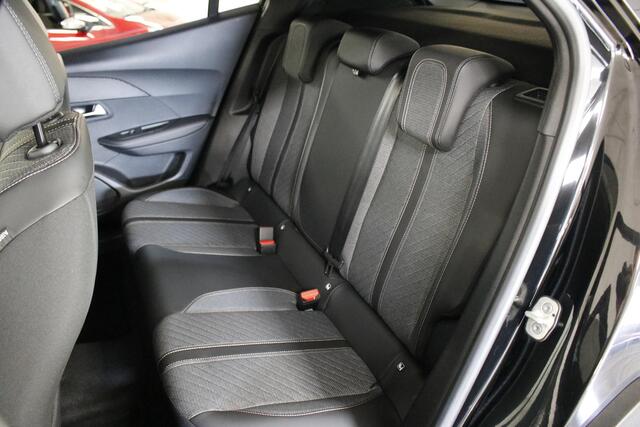 Peugeot 2008 1.2 Hybrid 136 Allure. Clima | Cruise | Carplay | Bluetooth | Lichtmetaal.