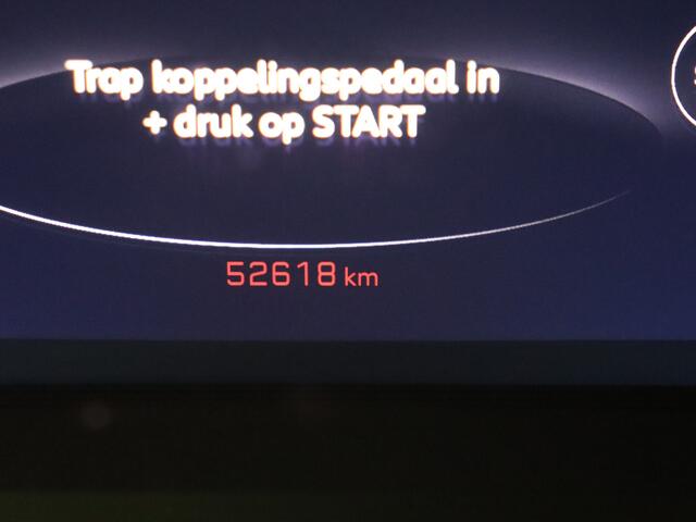 Peugeot 2008 1.2 PureTech Allure | Trekhaak | Carplay | Camera | Keyless | Navigatie |