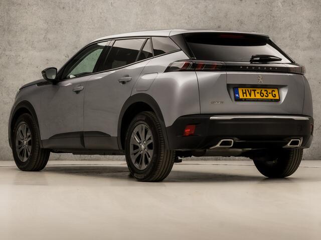 Peugeot 2008 1.2 PureTech Allure Sport Automaat (APPLE CARPLAY, GROOT NAVI, LANE ASSIST, GETINT GLAS, SPORTSTOELEN, PARKEERSENSOREN, LED KOPLAMPEN, DAB+, CRUISE, NIEUWSTAAT)