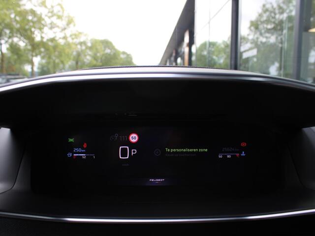 Peugeot 2008 1.2 PureTech 130 GT Automaat | Apple Carplay / Camera / Climate