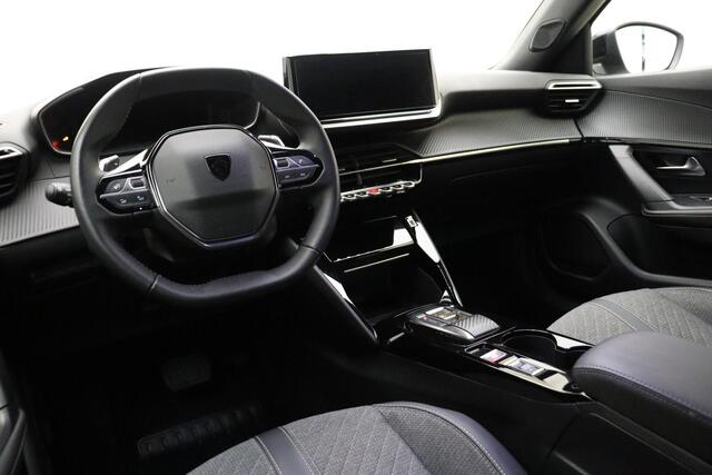 Peugeot 2008 1.2T 130pk Automaat Allure | Cruise Control | Climate Control | Draadloos Apple Carplay & Android Auto | LM-Velgen | Nieuw Model | BTW Auto