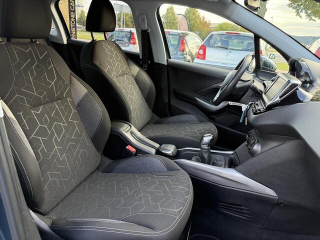 Peugeot 2008 1.2 PureTech Blue Lion 110pk,2e Eigenaar,Airco,Cruise,PDC,Trekhaak,Dealer Onderhouden,APK tot 02-2026